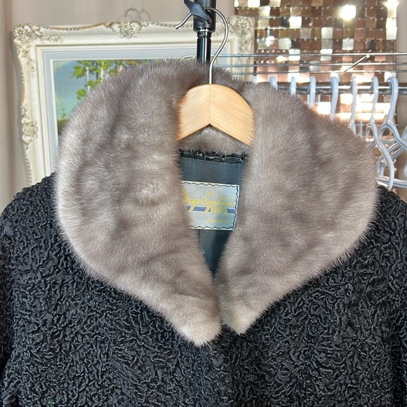 Vintage Meyer Epstein Furs Black Lambswool Coat Mink Fur Neckline P2P 20-21 - Picture 2 of 7